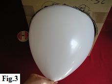 Checking the size of the balloon with a balloon sizer