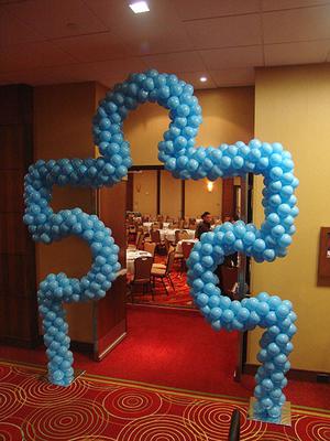 Puzzle Piece Balloon Sculpture [Image source: balloons-denver.com]