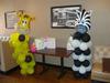 Safari Themed Balloon Columns for Kids Birthday Party [Image source: catchmyparty.com]