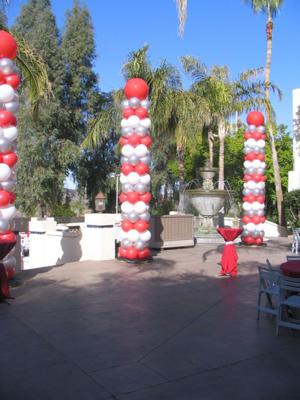 Balloon Columns Outdoors
