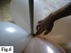 attach balloon cluster to column pole