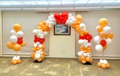 Balloon arch with matching columns